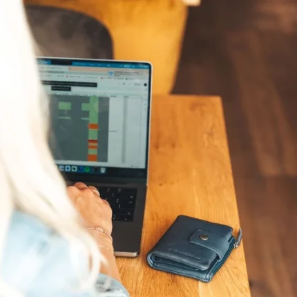 zenski kozen paricnik mavona