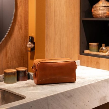 Несесер Кожен Chesterfield - Две Прегради - Коњак