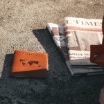Кожна Футрола за Пасош – The Chesterfield Brand – Коњак